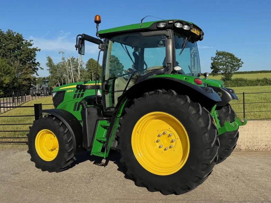 John Deere 6125R