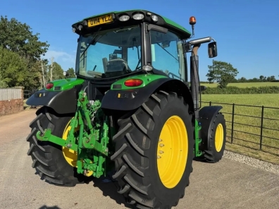 John Deere 6125R