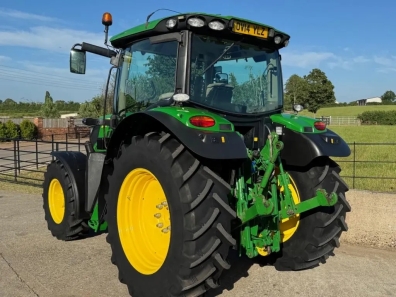 John Deere 6125R