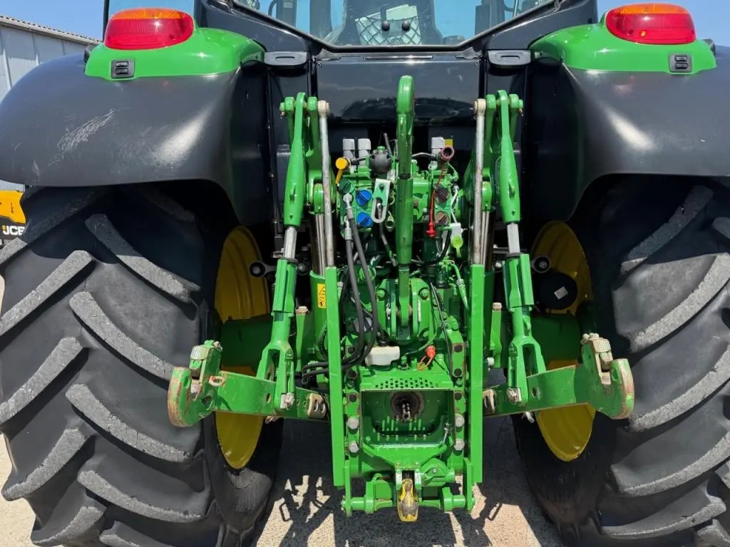 John Deere 6155M