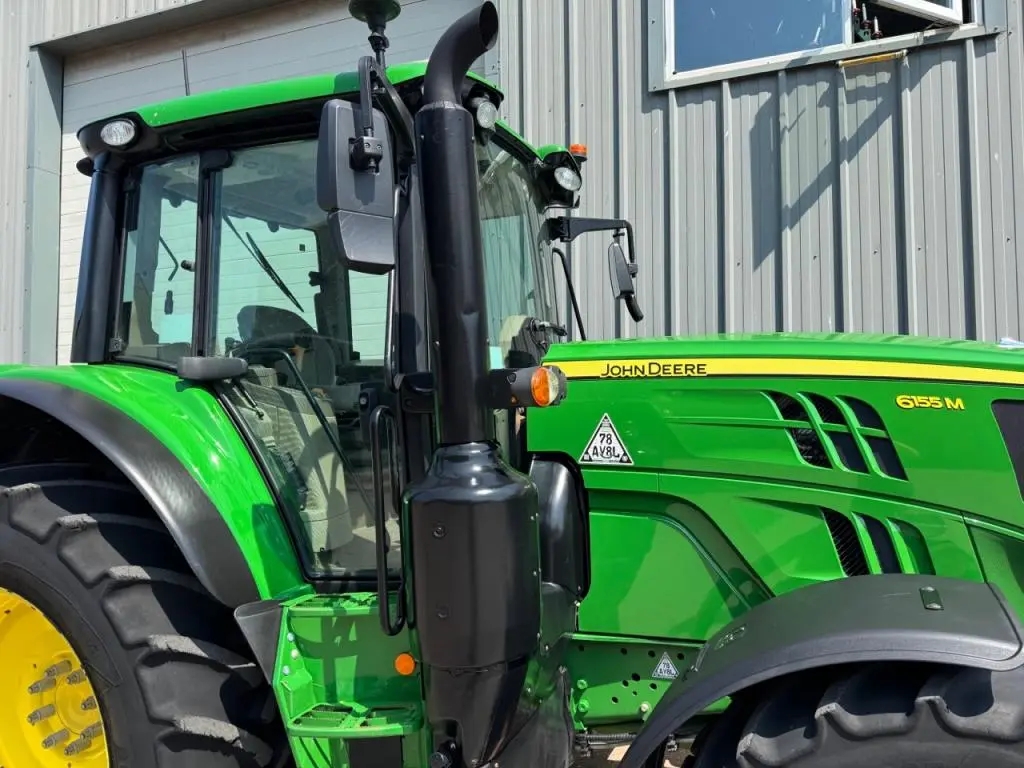John Deere 6155M