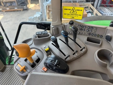 John Deere 6155M