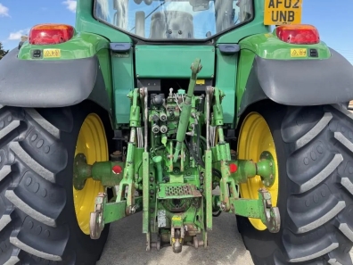 John Deere 6620