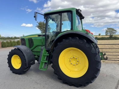 John Deere 6620