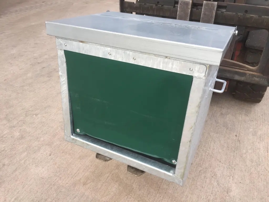 Condon Engineering small feeder box