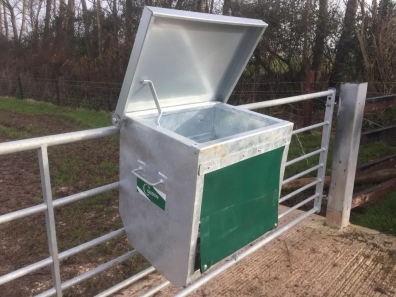 Condon Engineering small feeder box