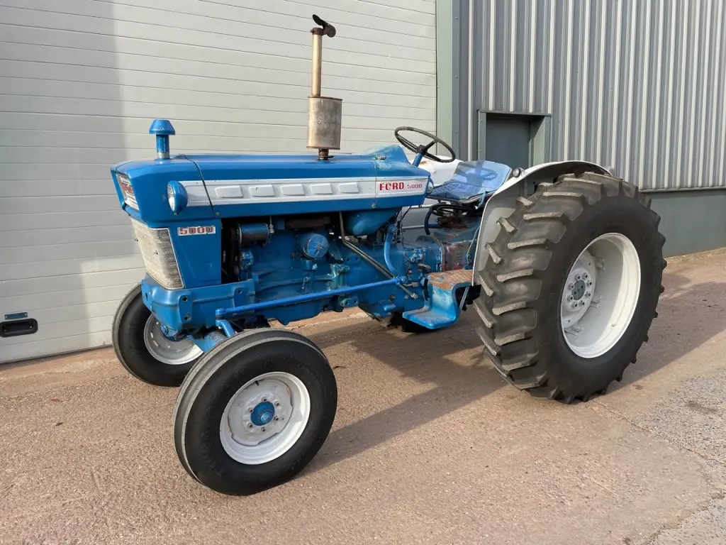 Ford 5000