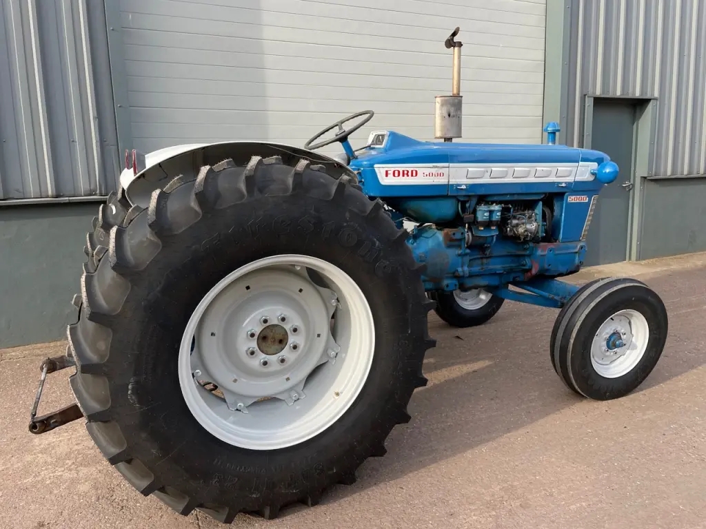 Ford 5000