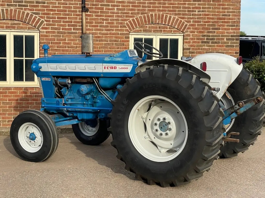Ford 5000