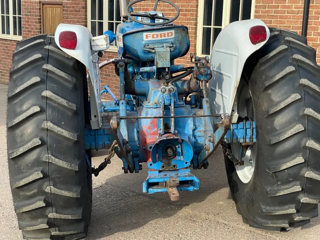 Ford 5000